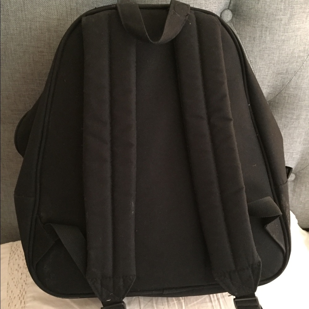 Backpack - Picture 2 of 4